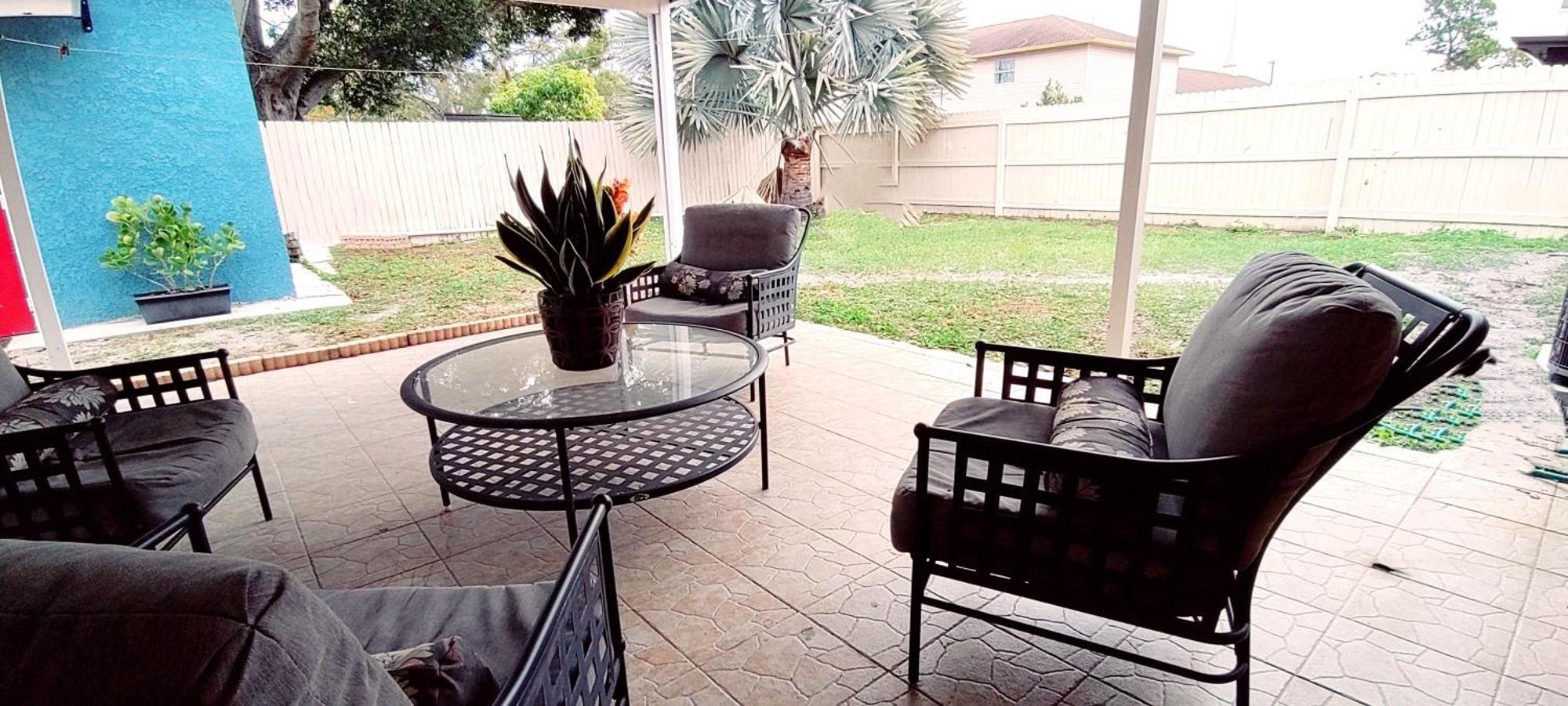 House Close To Downtown, Airport, Raymond James Stadium, And Many More Places Tampa Exterior photo